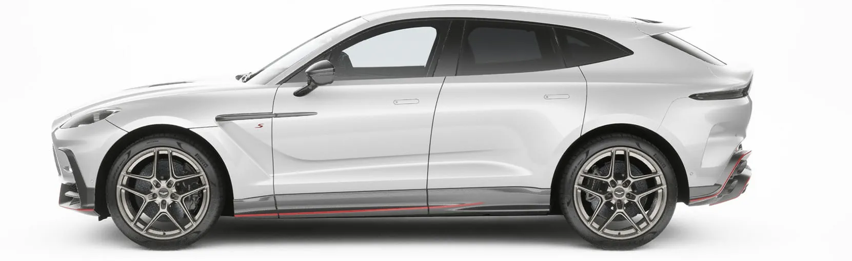 Aston Martin DBX S